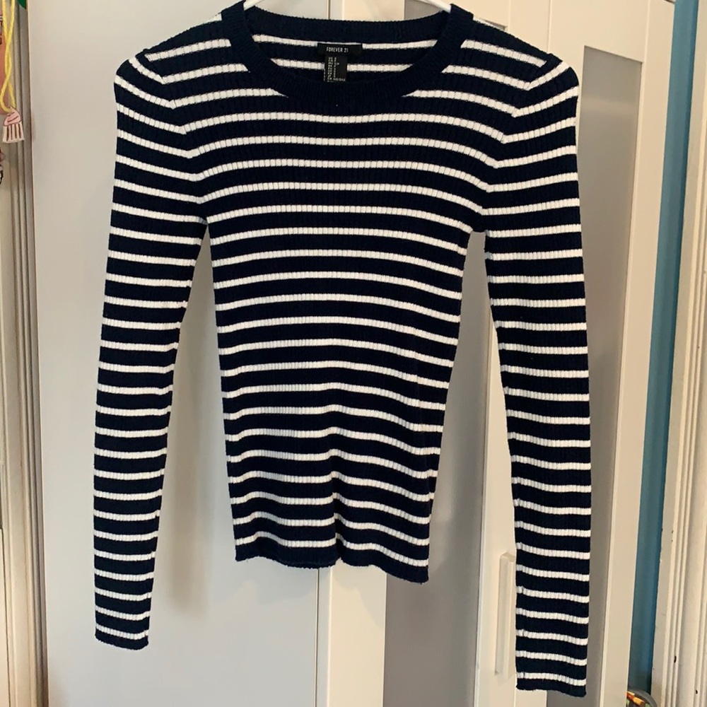 Forever 21 cropped sweater